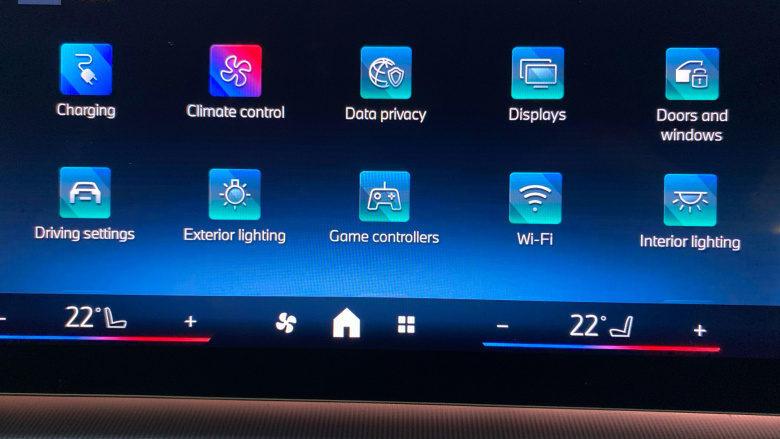 BMW 2 Series 225e xDrive Luxury 5dr DCT Hatchback